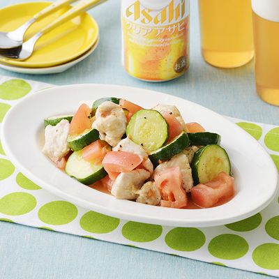 さっぱり！鶏肉とトマトとズッキーニの南蛮漬け