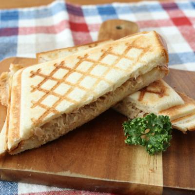 フライパンでもできる！ツナとコーンのホットサンド