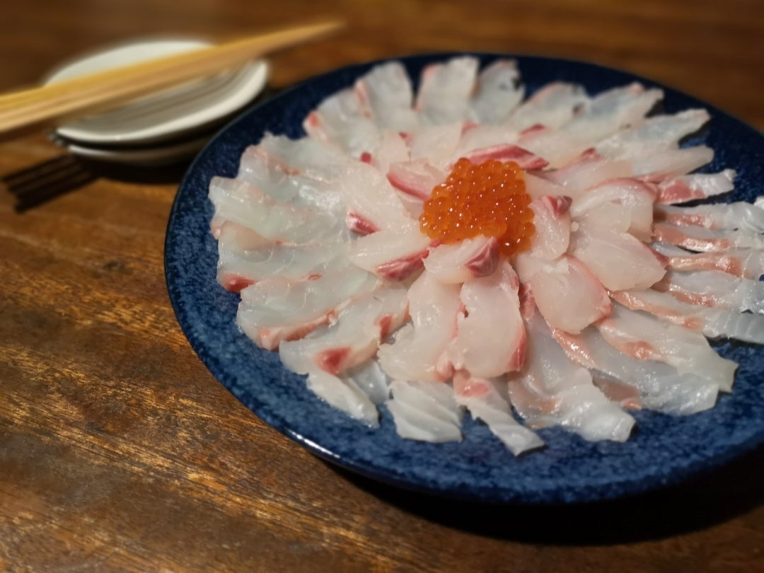 美濃焼 富士山 丼4個セット』 コストコでも新商品の富士山の形のどんぶりセット。四季をイメージした色づかいがとってもおしゃれで、ごはんものだけでなく麺類・サラダボール・菓子皿など幅広く重宝しそう。電子レンジも食洗機も使用可能です。コストココストコ商品