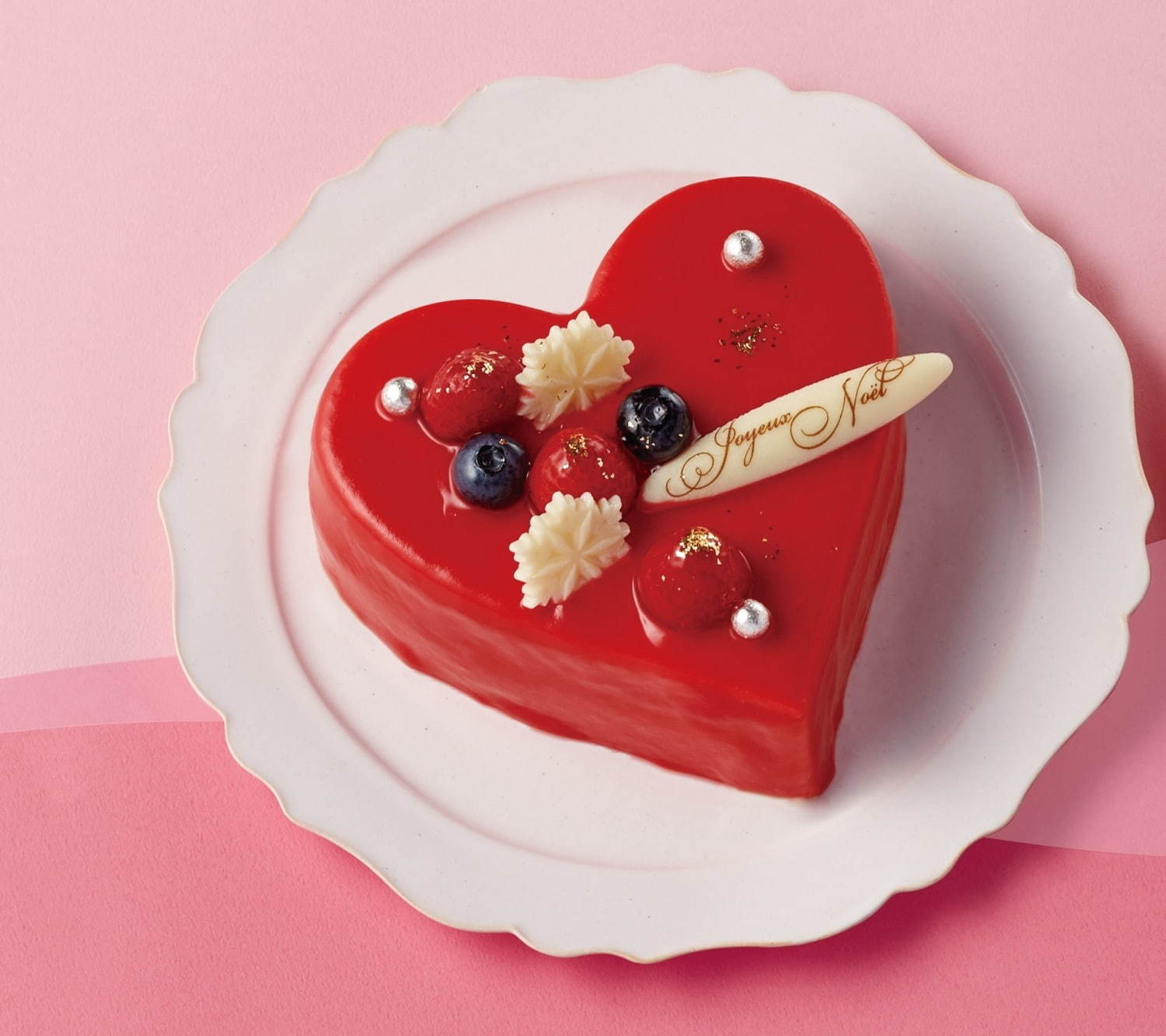 ローズホテル横浜 感謝の気持ちをハート型のケーキで 可愛らしく華やかな「母の日ケーキ」：東京新聞 × PR TIMES：東京新聞デジタル