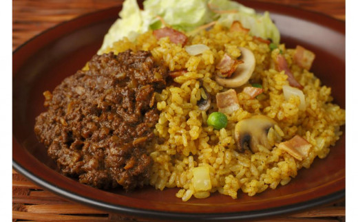 鎌倉の 超人気カレー店『珊瑚礁 本店』 七里ヶ浜 で絶品すぎる「ドライカレー」を食べてきた！ – 食楽web