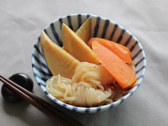 焼きたけのこの柚子こしょうサラダ