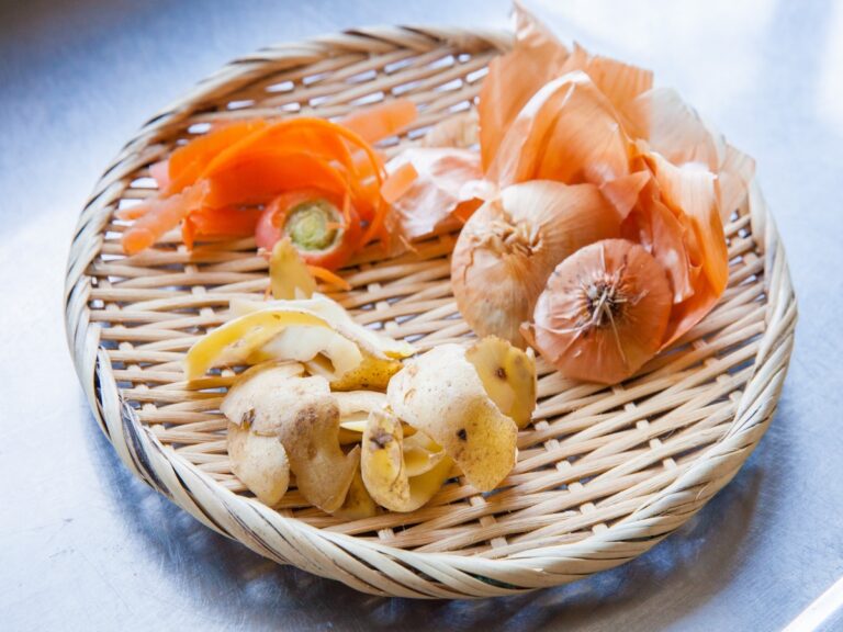 くず野菜からスープ♪神戸・大阪・東京のイタリア料理教室ラ・ターヴォラ・フェリーチェ