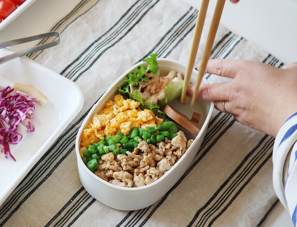 お弁当をおいしそうに見せる「詰め方テク」 わが家の大定番お弁当レッスン：Lesson3三越伊勢丹の食メディアFOODIE フーディー