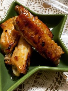 地中海料理バイブル：健康生き生きダイエット : おもてなしレシピ～ターキーレッグ、ベネツィア風ソース、オレキエッテとほうれん草炒め添え R 075