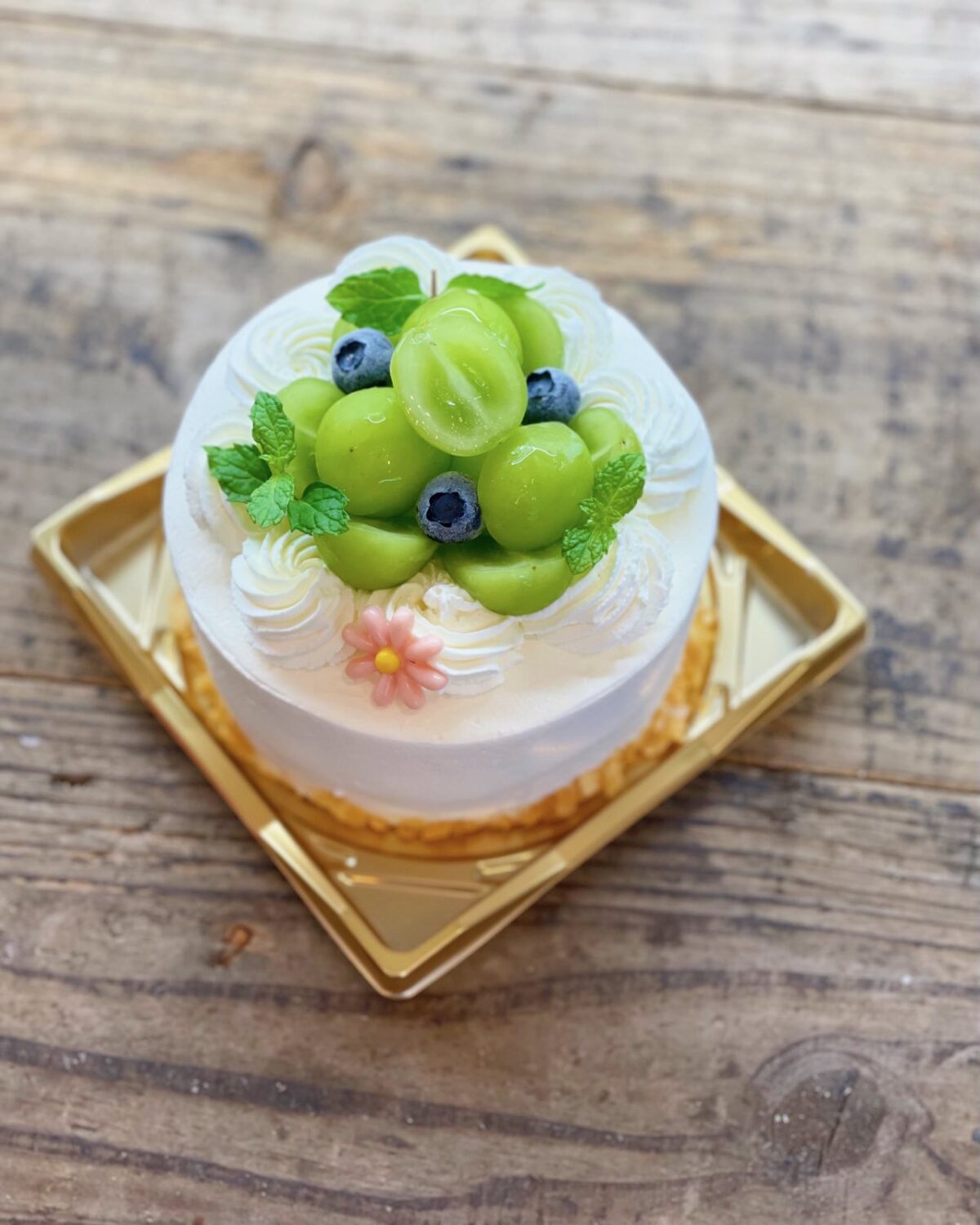 YATSUDOKI「シャインマスカットスイーツ」、全国のYATSUDOKIにて期間限定販売株式会社シャトレーゼ