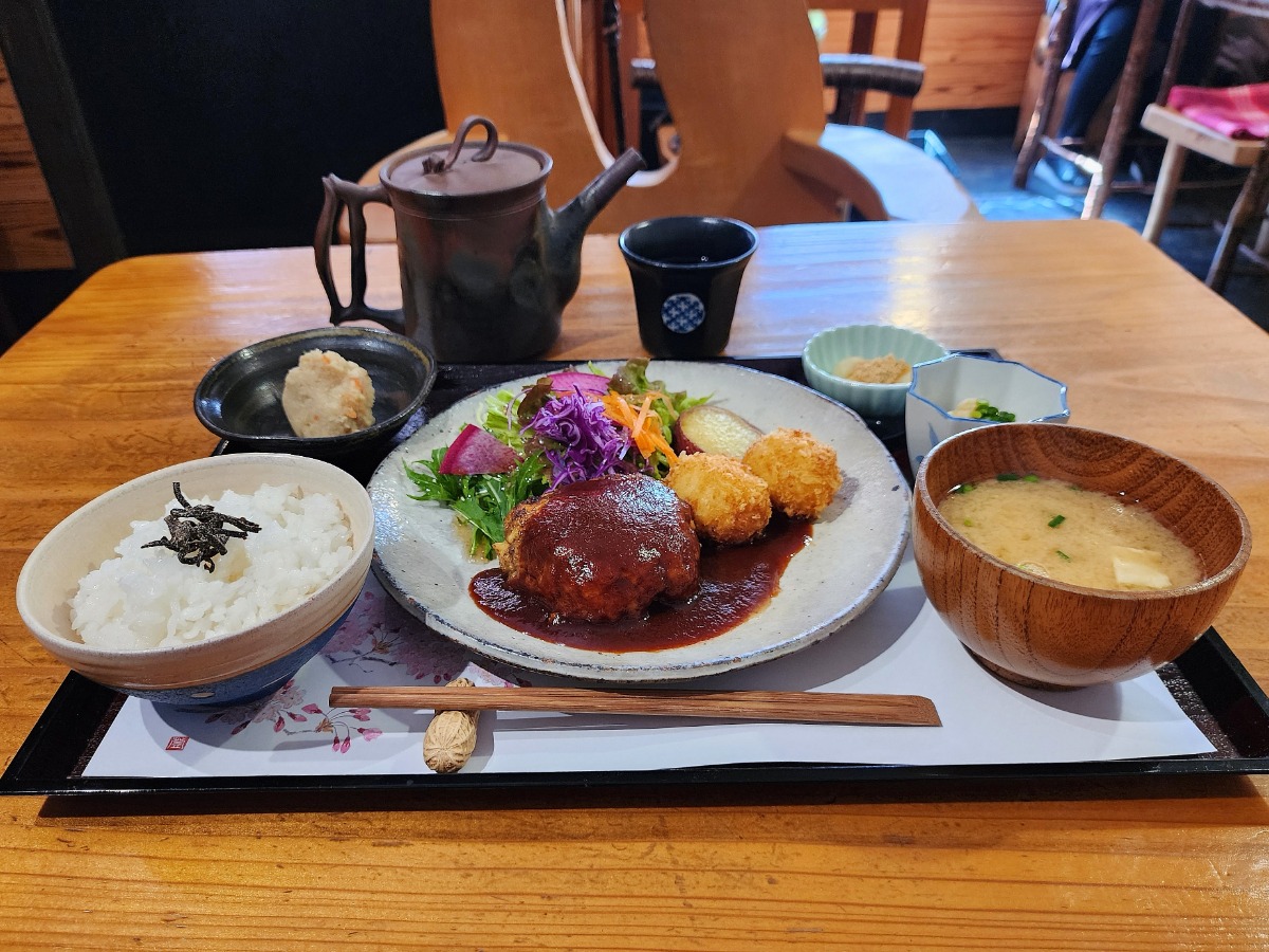 プリンアラモード 盛り付け