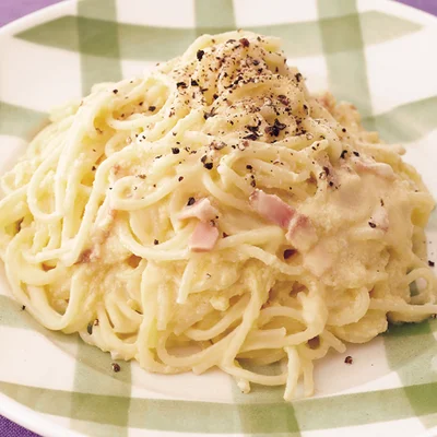 10分で作れる本気のもやし卵炒め！「もやしと卵の塩だれガーリックベーコン」レシピフーディストノート