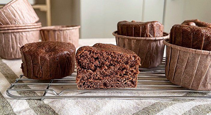 元パティシエが教える。しっとり濃厚「チョコカップケーキ」の簡単レシピ