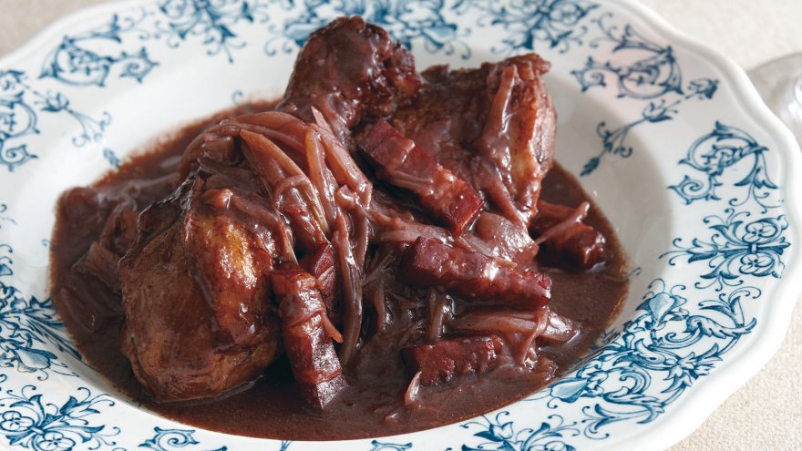 コック・オ・バン 鶏肉の赤ワイン煮