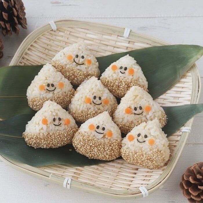 誕生日キャラ弁男の子おにぎり