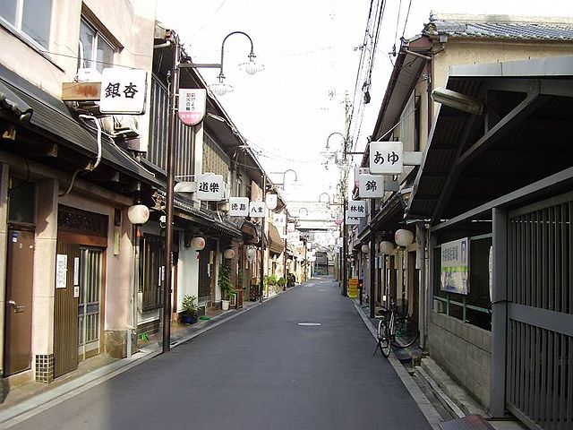 3ページ目)《飛田新地のリアル》「かわい子ちゃん大通り」で出会った“冷たい手の女の子”「おじいさんがメキシコ人やと言ってた」 | 文春オンライン