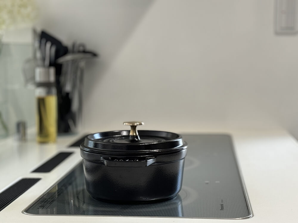 ストウブ鍋staubの人数別おすすめサイズ一人暮らし・新婚家庭は何センチ？らくらし