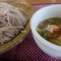 鶏てんと舞茸のあったかお蕎麦
