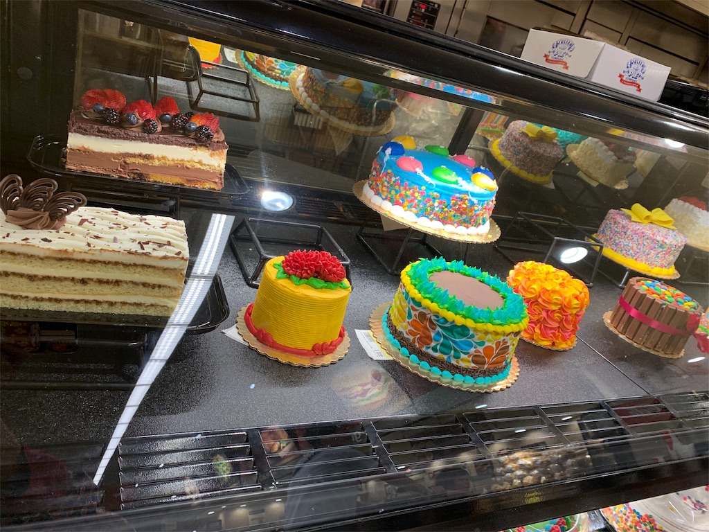 アメリカで誕生日ケーキを買う！CARPE DIEM journal 今を楽しむアメリカ生活◡̈