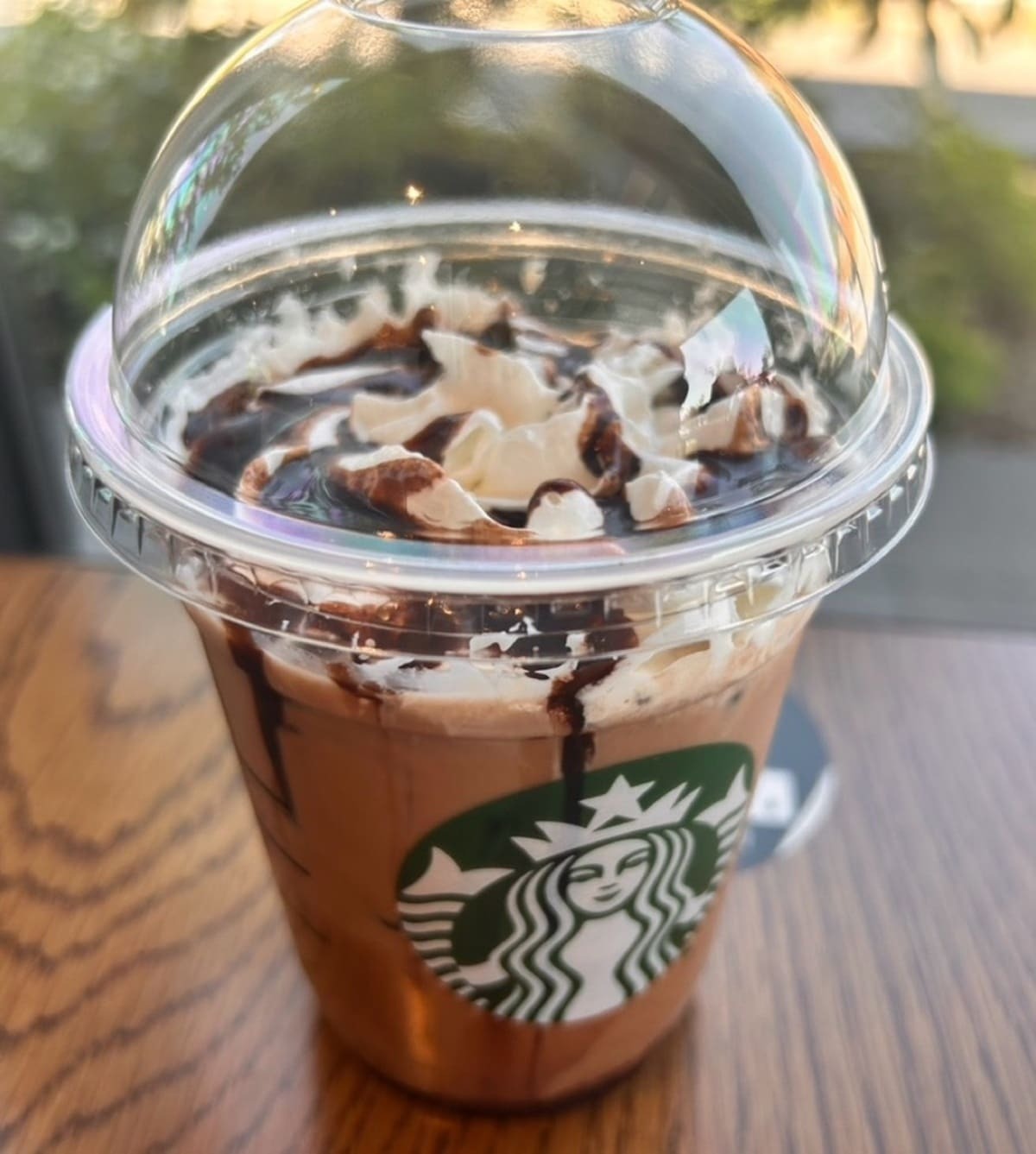 スタバのアーモンドミルクカスタム完全ガイド