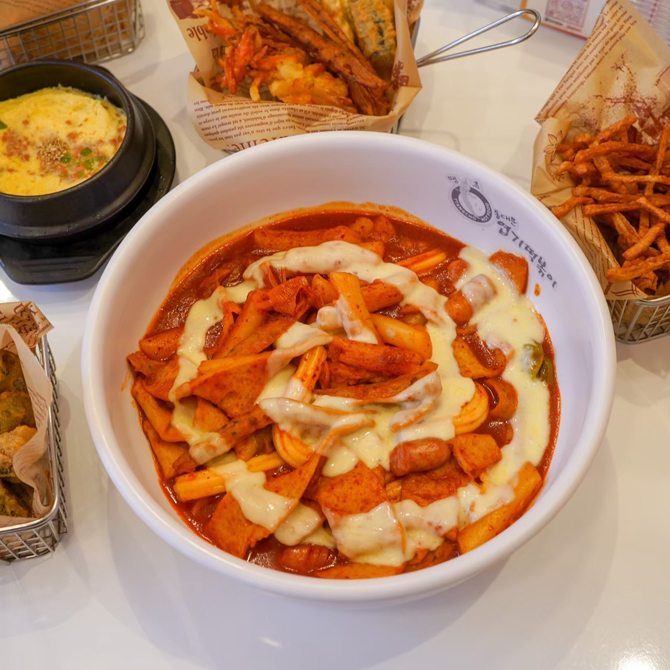 マップあり 新大久保の食べ歩きグルメ16選!定番スイーツから最新の人気韓国料理まで徹底取材はらへり