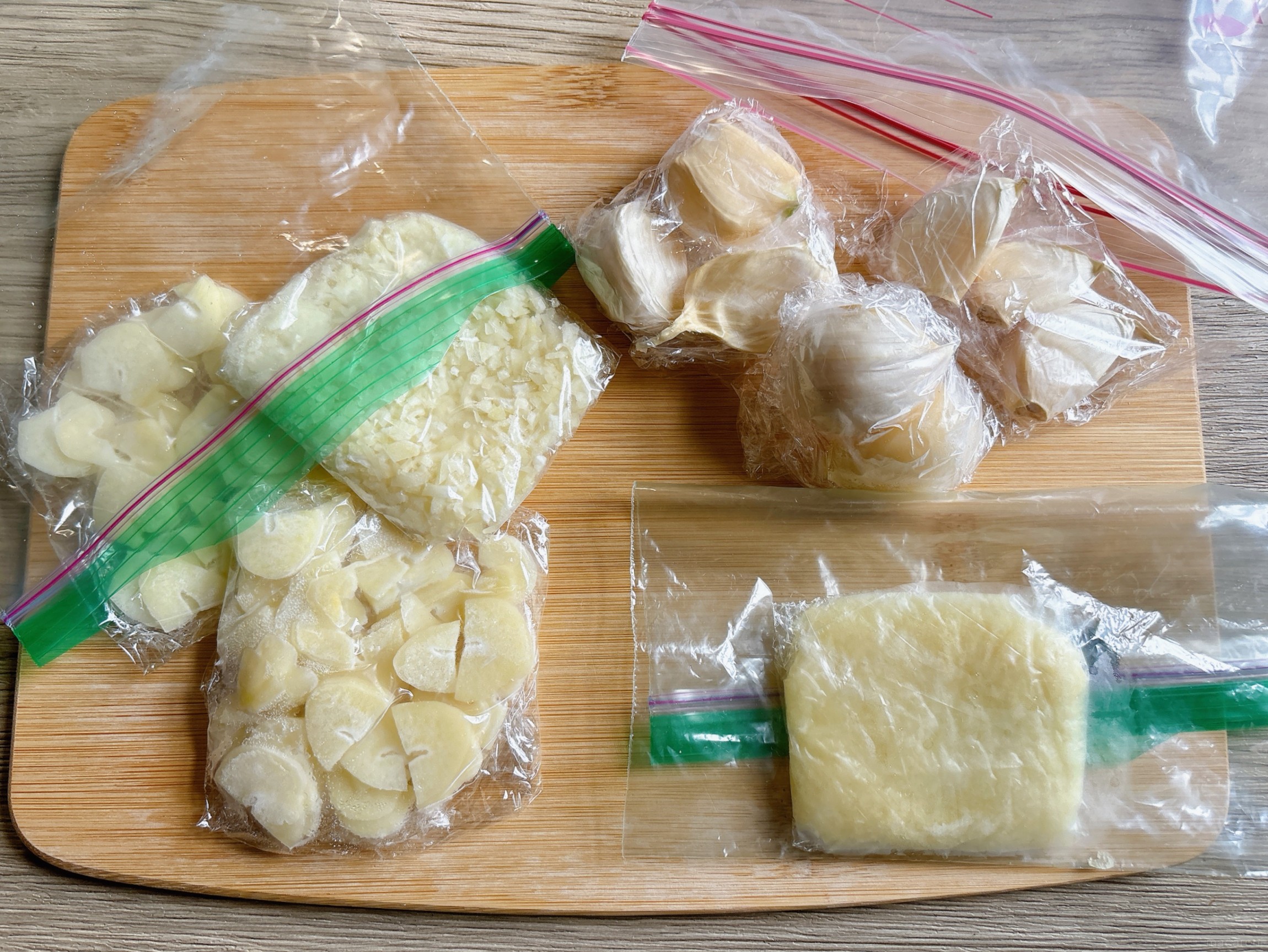 にんにく好きなら「にんにくオリーブオイル」を常備しよう！ 保存食 │soraironote