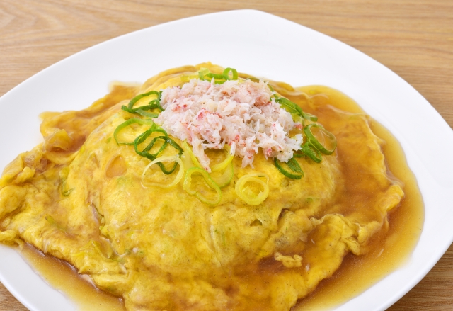 天津飯に合う付け合わせ・スープ副菜は？おすすめ夕食献立も併せて紹介！食べ物辞書