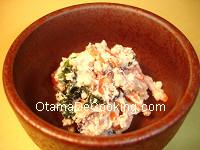 ピータンとアボカドとオクラの白和え ピータンの白和えが好きでたまに作ります。 他にパクチーを入れたりちょっとナッツを入れたりその時々で違うのですが、今回はピータンとアボカドとオクラの白和えにしました。 ちなみにピータンは絶対台湾産がおすすめ😊 白和え衣を