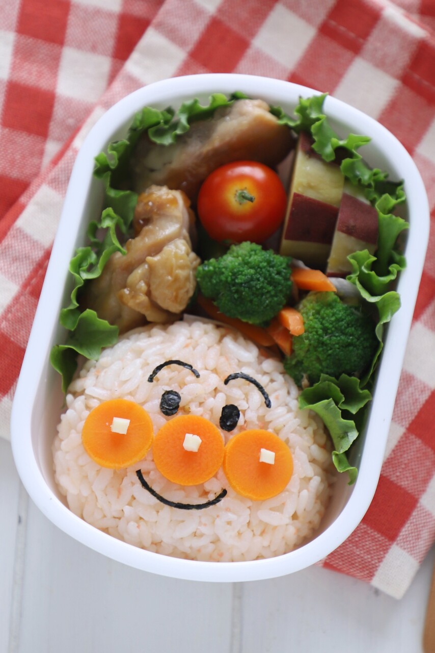 キャラ弁 100均アイテムでアンパンマン弁当！Anpanman bento lunch box♪ - YouTube