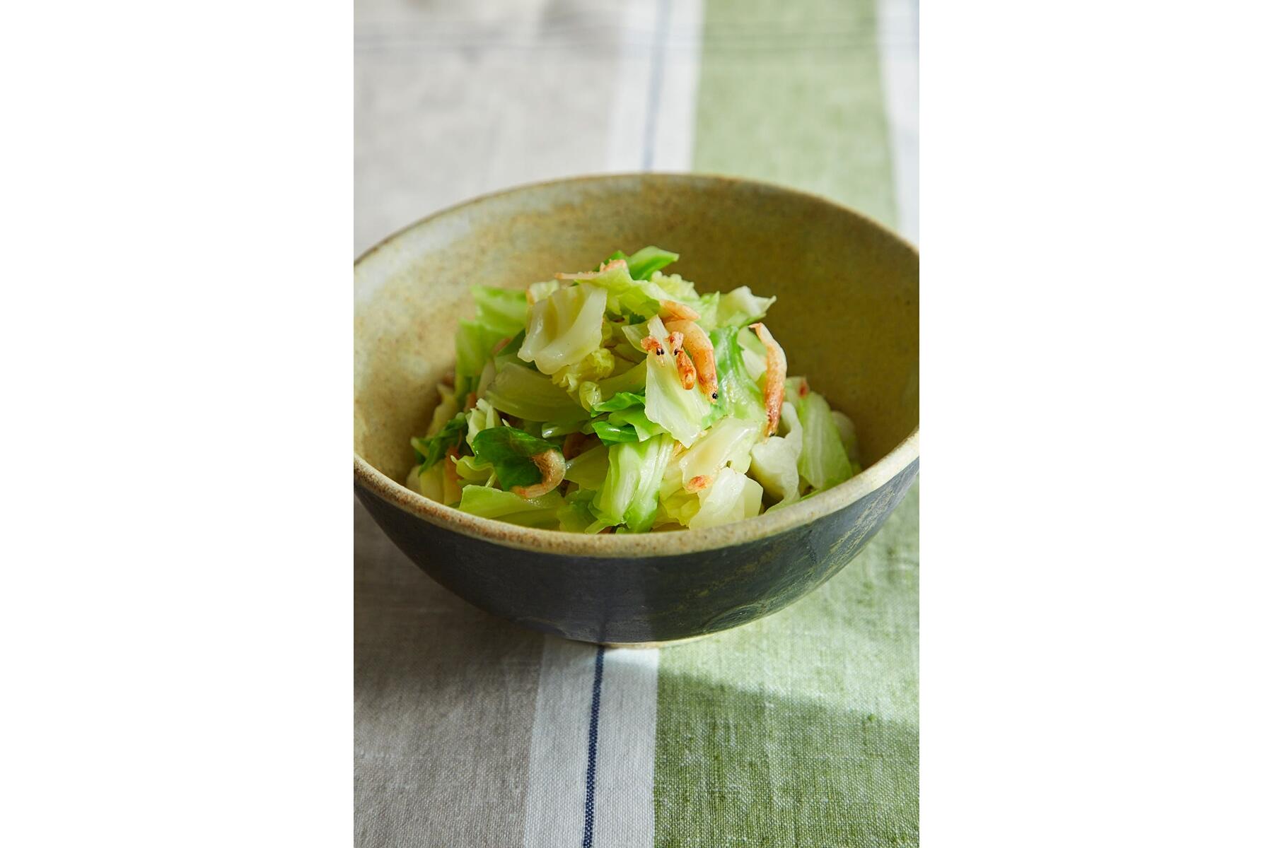 キャベツと油揚げの煮物