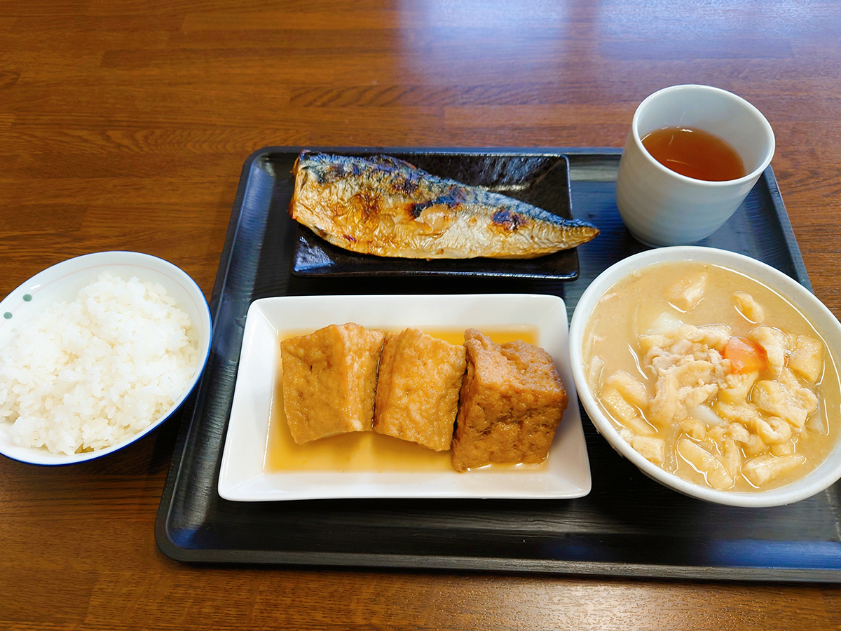 下総屋食堂 両国食堂 さんたつ by 散歩の達人