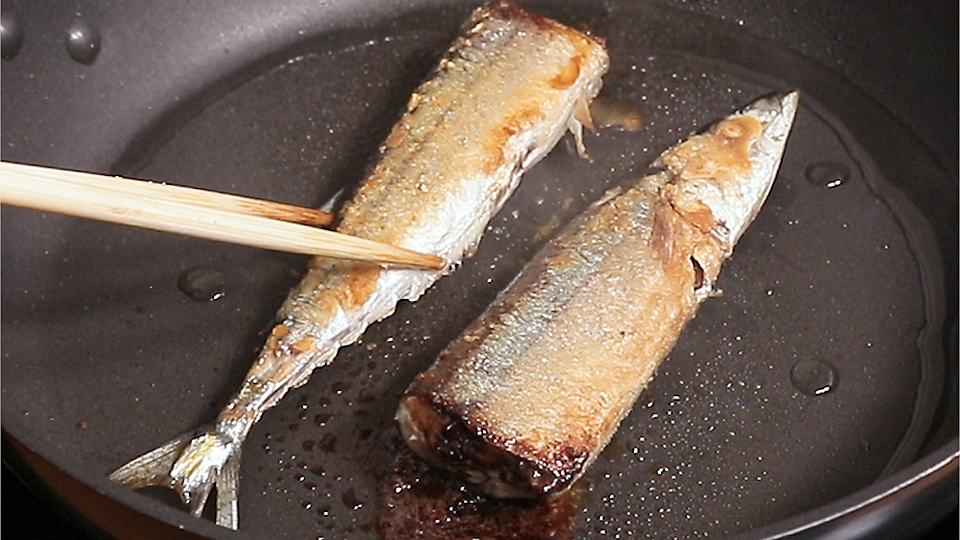 秋はやっぱり秋刀魚が食べたい！フライパンで作れる秋刀魚のアレンジレシピ5選おうちごはん