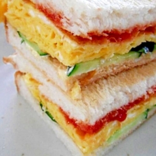 たまごサラダのサンドイッチ、卵焼きのサンドイッチサカキシンイチロウ