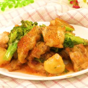 りんご⌇野菜たっぷり献立・お弁当・レシピ❁︎ Jun,10,2020夜ごはん ☪* . ⭐イワシの蒲焼き ⭐白菜＊厚揚げの味噌汁⭐豚肉＊セロリ＊ワカメの炒め物 ⭐じゃがいも＊人参の煮物 ⭐🥝 おうちごはん晩ごはん豊かな食卓フーディーテーブル常備菜献立