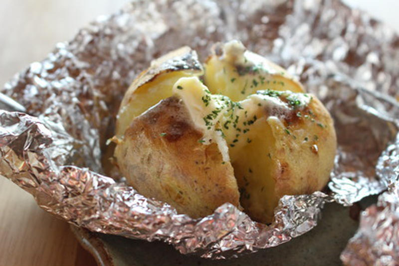 鮭とさつまいもミックスのホイル焼きレシピをさがすヤマサン食品工業株式会社