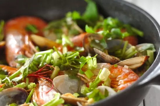 ２合分の釜飯の素→美味しい４合飯にボリュームUP☆