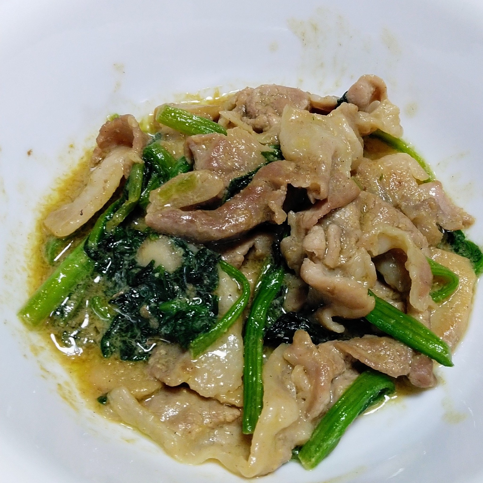 豚バラほうれん草のマヨ醤油炒め