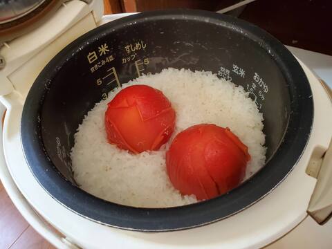 炊飯器で簡単♪鶏肉の炊き込みごはん