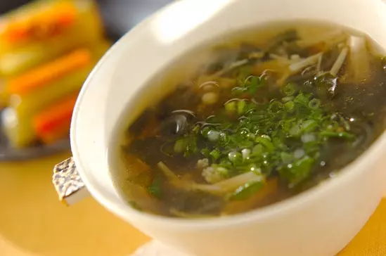 卵とわかめの春雨サラダ奥薗壽子のなべかまぺえじ