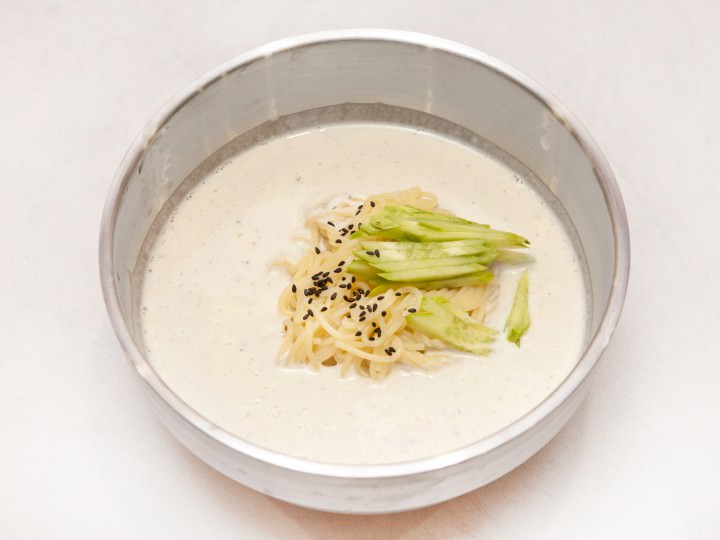 ラーメン好きな韓国人が「日本のカップ麺はめんどくさい！」と感じた理由 - TRiP EDiTOR