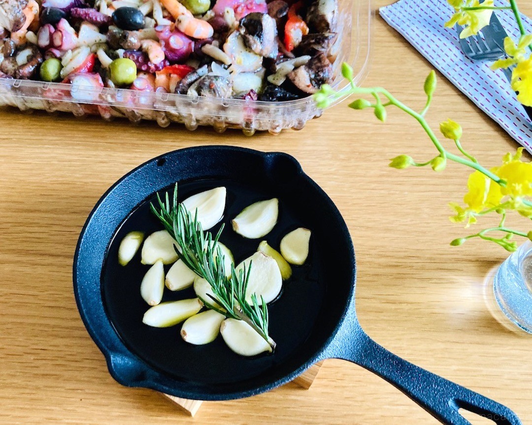 コストコのシーフードアヒージョ完全攻略ガイド！アレンジレシピやおすすめの食べ方を紹介