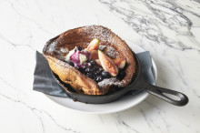 ホテルニューオータニ大阪で「スイーツビュッフェ」－目の前でパンケーキ調理も - 京橋経済新聞