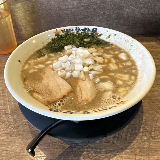 JR六甲道駅」の少し東に『麺屋 たけ内』っていう「濃厚つけ麺・ラーメン」のお店ができてる。「神戸ちぇりー亭」の跡地
