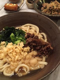 飲み干すほどスープが旨い 至高の肉うどん – リュウジのバズレシピIt's a piece of cake
