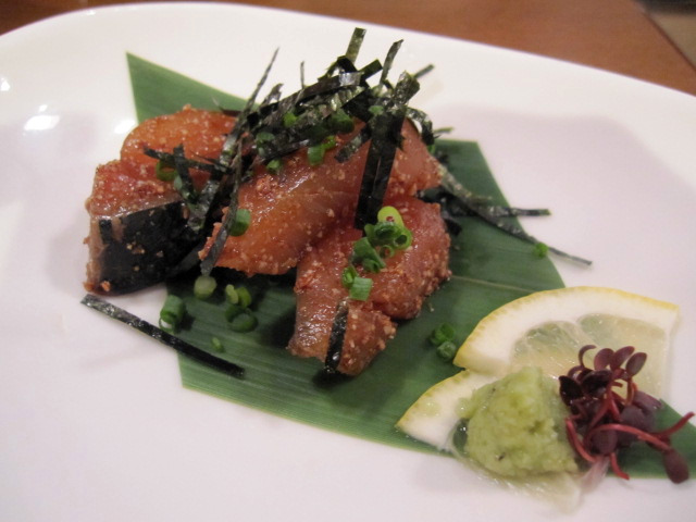 福岡で食べるべき名物グルメは「ごまさば」！『博多ごまさば屋』でごまさばを200％楽しむ方法 – 食楽web