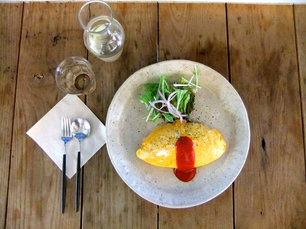 ポムポムプリンがすやすや眠ってる！ 「ポムポムプリンカフェ池袋店」限定メニューのオムライスがめちゃかわえええええ♪Pouch ポーチ