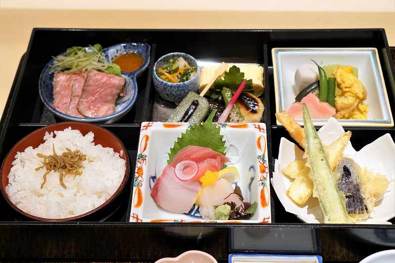 旭川の花月会館 料亭かぶと 公式 宴会場・両家顔合わせ・法要