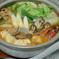 中辛 白菜 キムチ 1kg 大根 キムチ 500g 計1.5kg カクテキ ピリ辛 手作り ごはんのお供 お米 ごはん ビール 酒の おつまみ 小分け食べ切り 国産 煮干し 鮮魚 魚 海鮮 漬け物 特製 新鮮 野菜 父の日 BBQ 焼肉 キムチ鍋