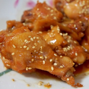 さっぱり仕上げ♪ 圧力鍋で手羽元とごぼうのお酢煮