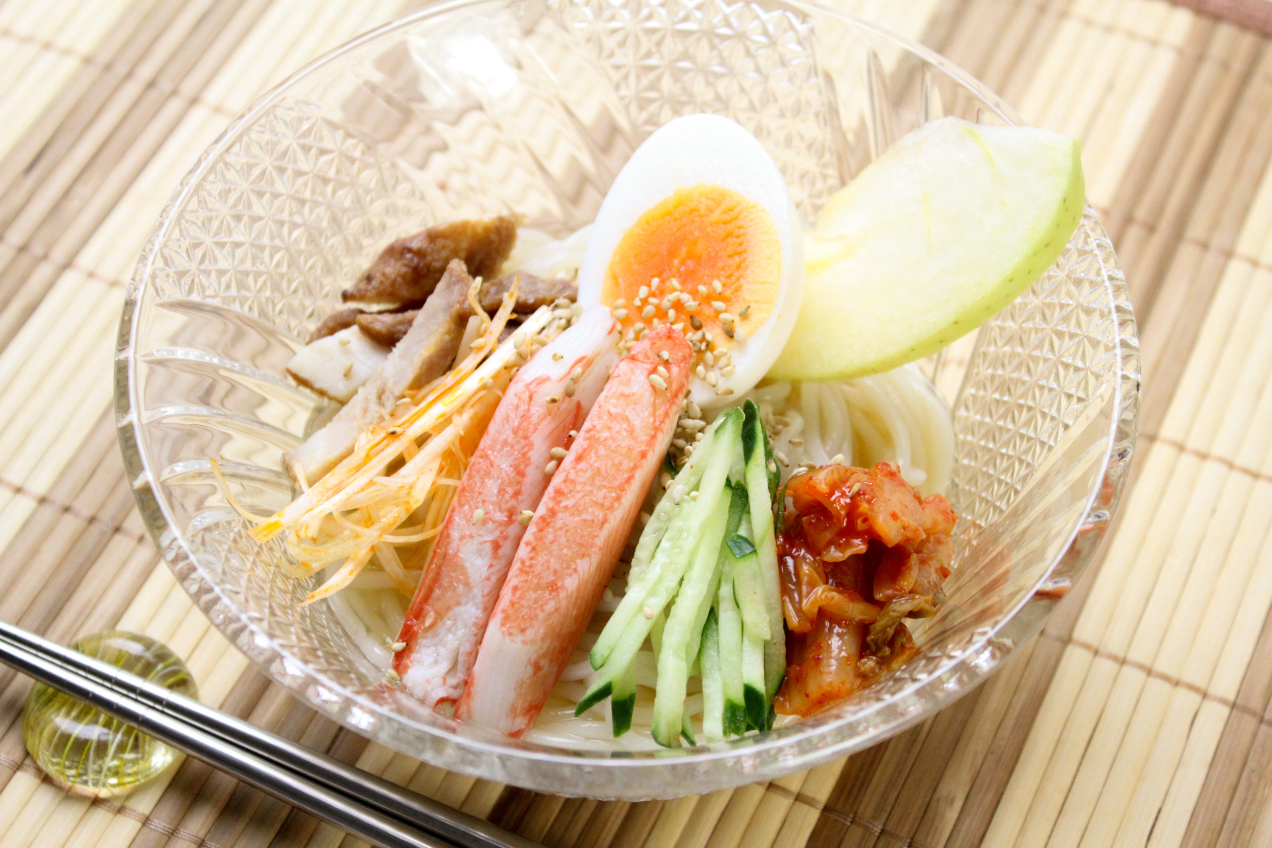 冷麺のトッピング」キムチとゆで卵以外なら、なにが美味しい？残暑を乗り切るみんなのアイディア集kufura クフラ 小学館公式