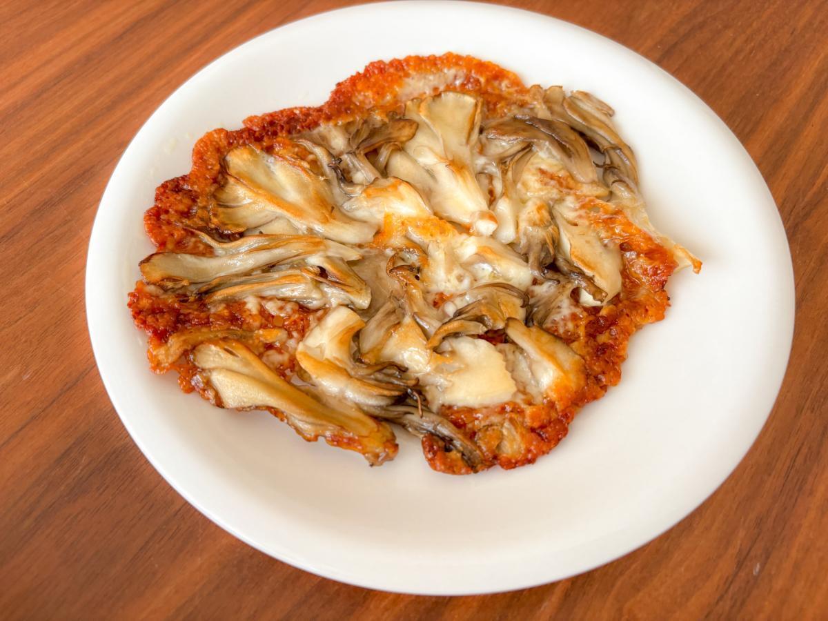 舞茸のチーズ焼きと回鍋肉 - ６０歳になりましての日記