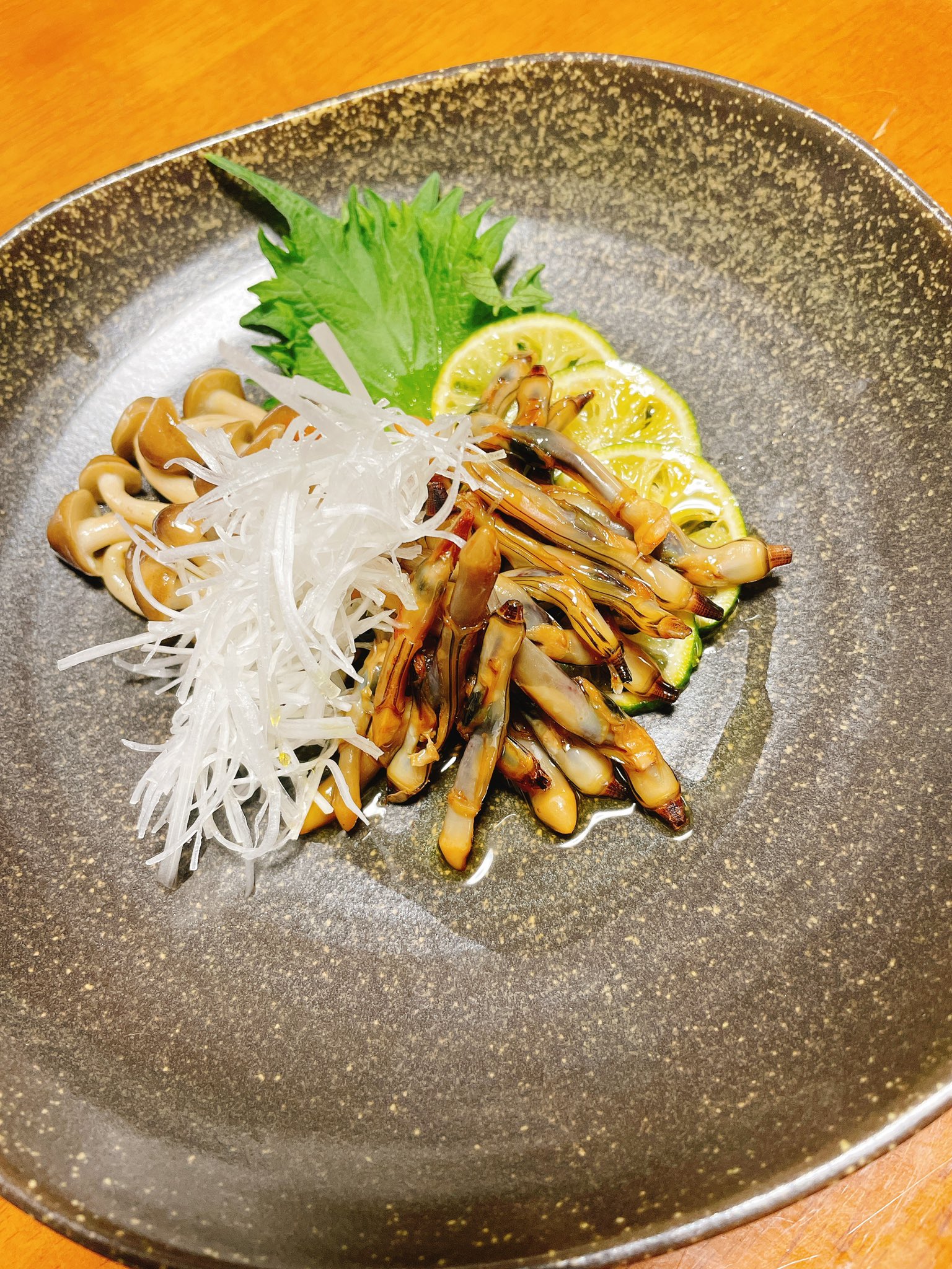 マテ貝のワイン蒸し 10157003052 の写真・イラスト素材アマナイメージズ