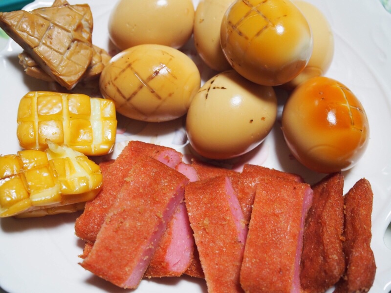 燻製の熱燻・温燻・冷燻とは？燻す温度や仕上がりの違いを紹介 - くんせい幼稚園