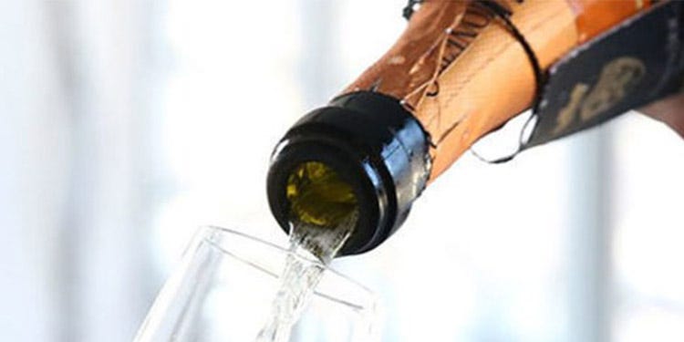 シャンパンストッパー ワイン 栓 ワイン栓 ワインストッパー 日付スケール ワイン保存 酸化防止 真空保存 家庭用 業務用 バー レストラン おしゃれ簡単操作 - メルカリ